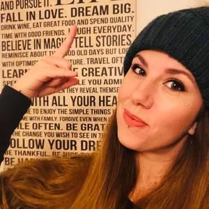 Meet your Posher, Stephanie